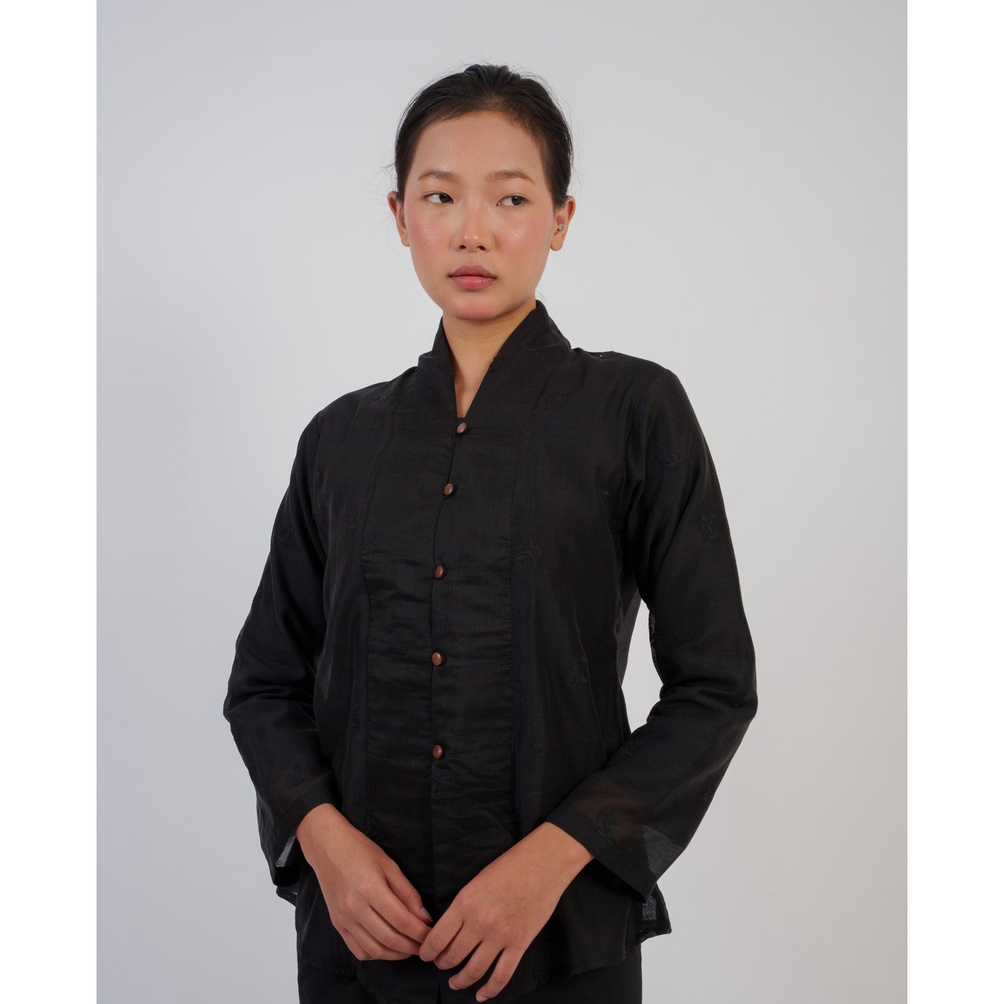 Yuki Kebaya Pendek Set in Black