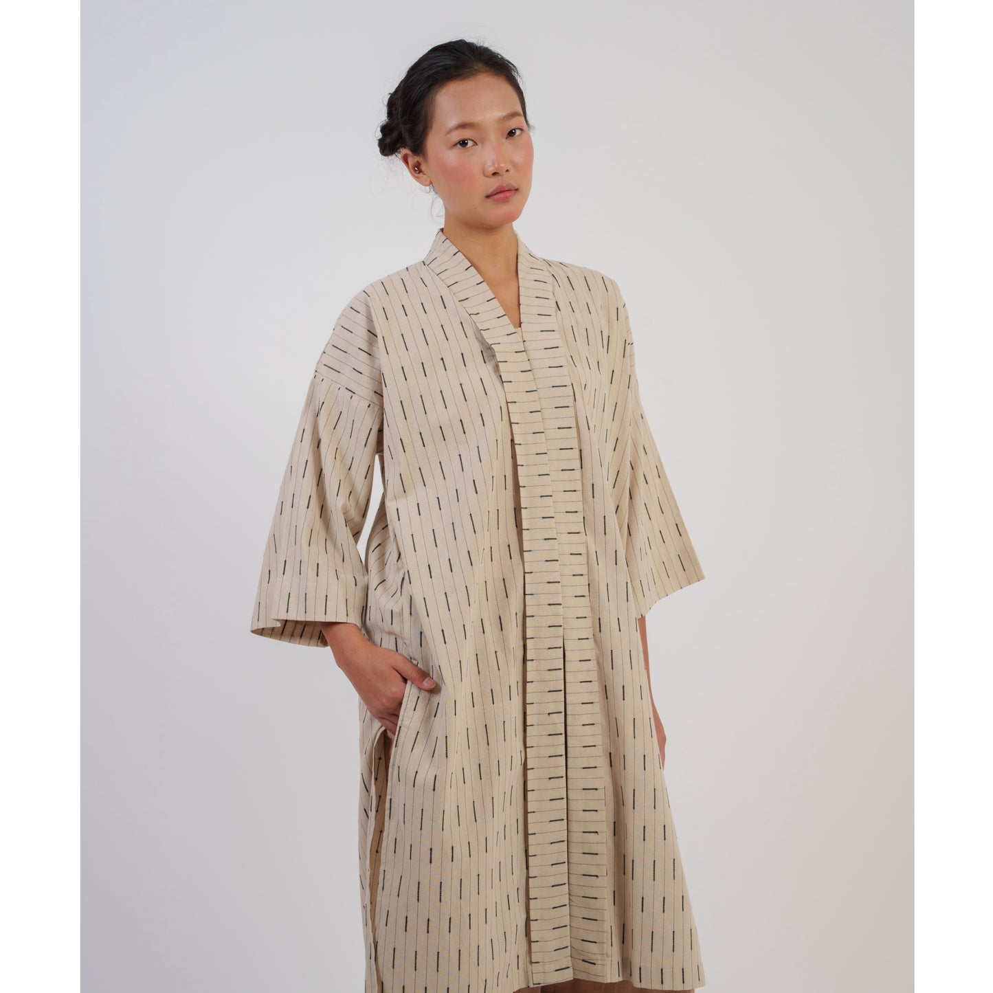 Renjana Kebarung Top in Ivory