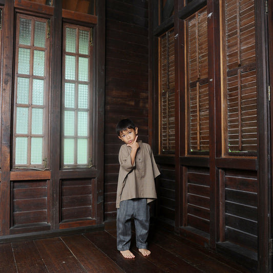 Adiratna Boxy Boy Set in Taupe