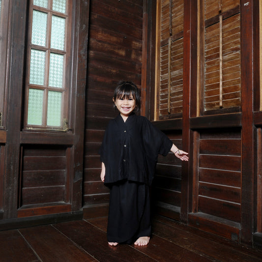 Puspa Girl Kebaya Set in Black