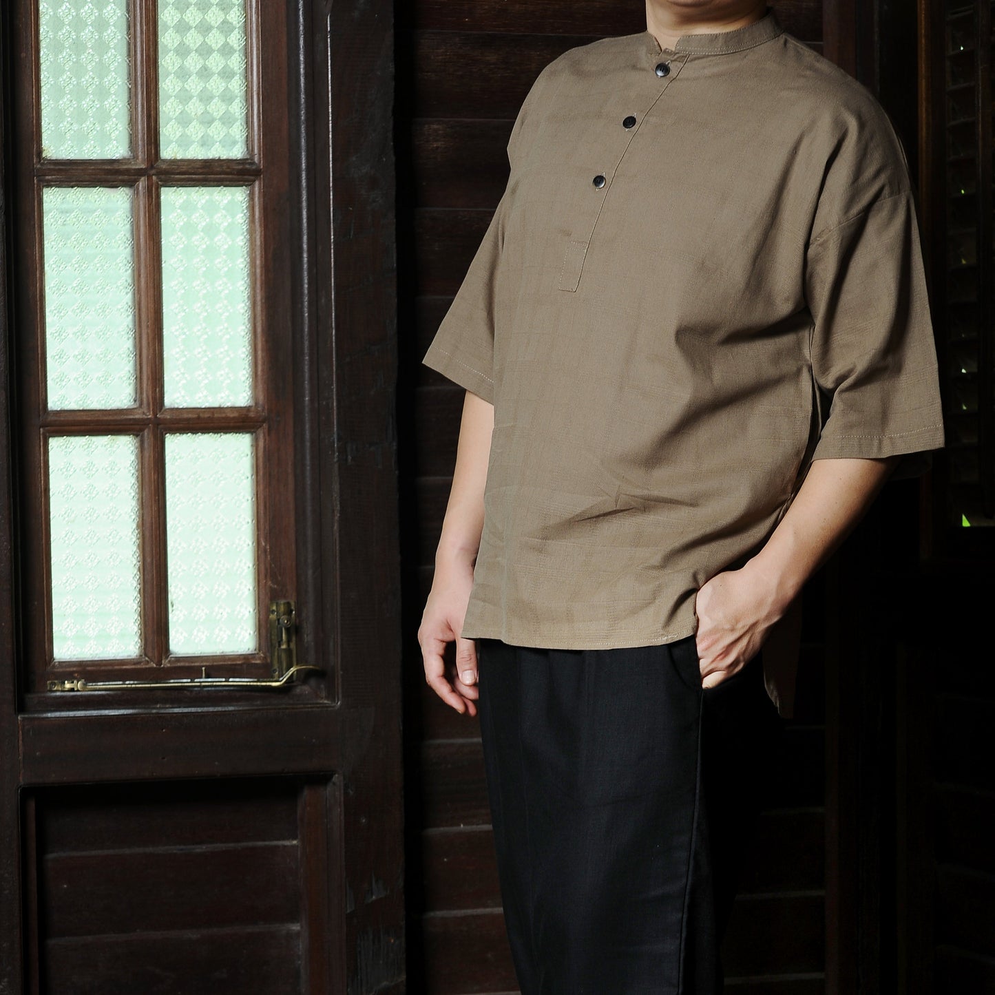 Tumandang Top in Taupe