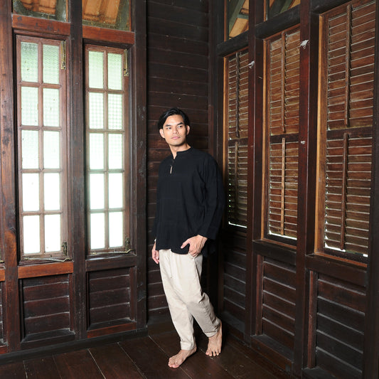 Arjuna Top in Black