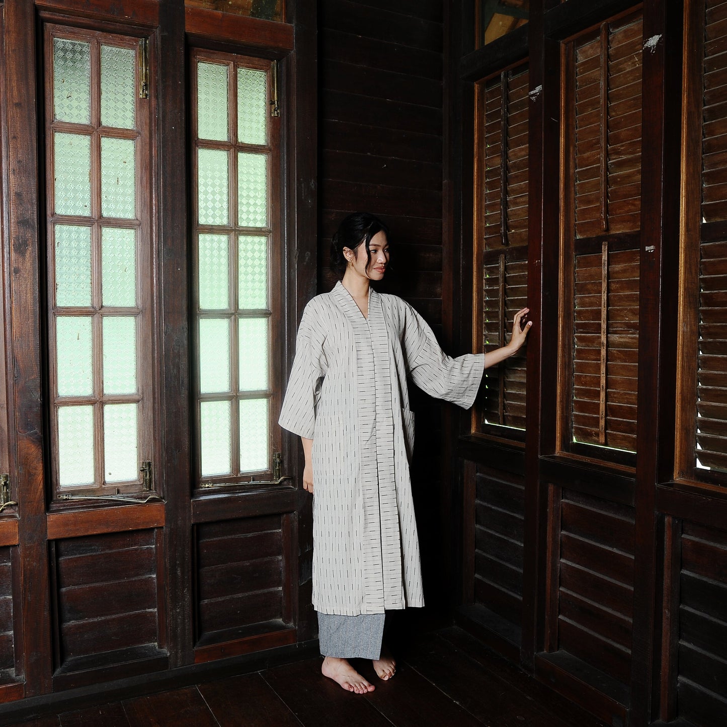 Renjana Kebarung Top in Ivory