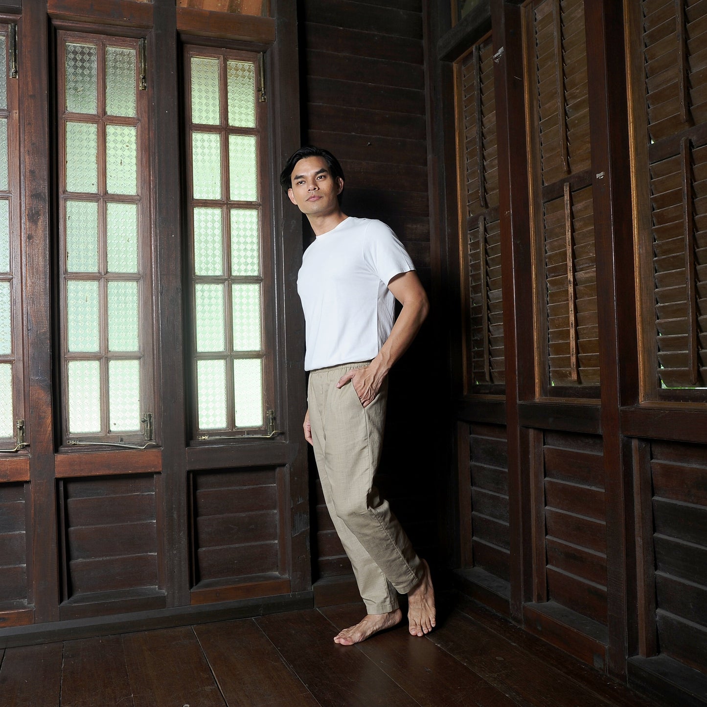 Takah Taper Pants in Taupe