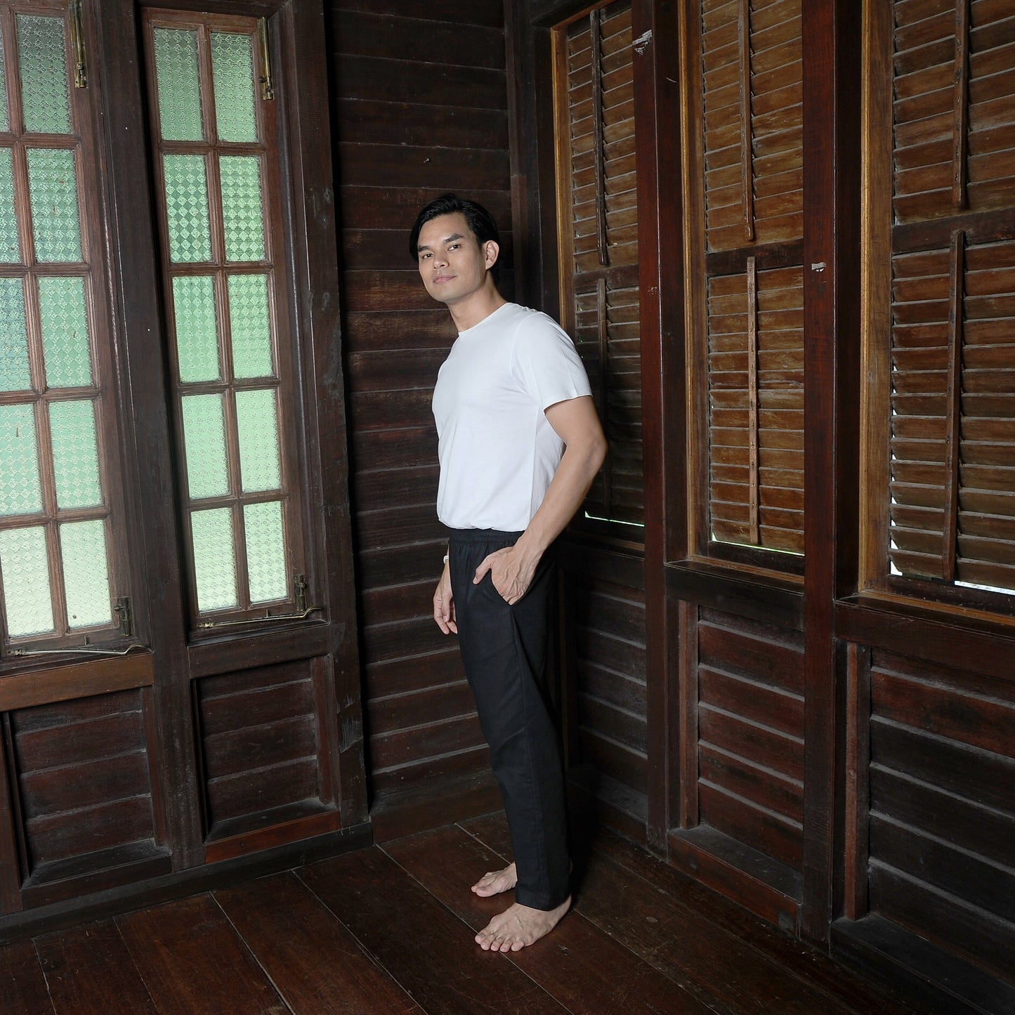 Takah Taper Pants in Black