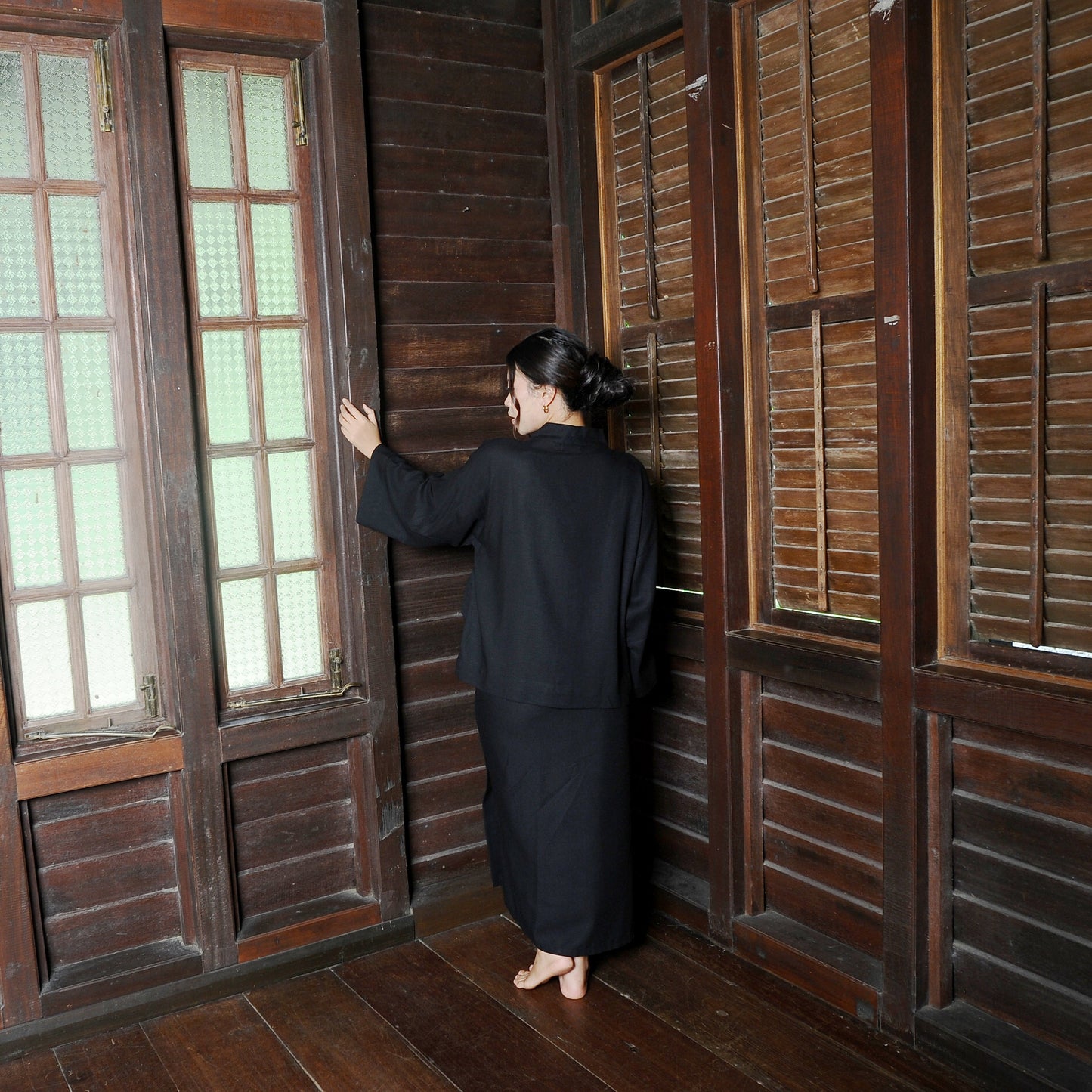 Kirana Boxy Kebaya in Black