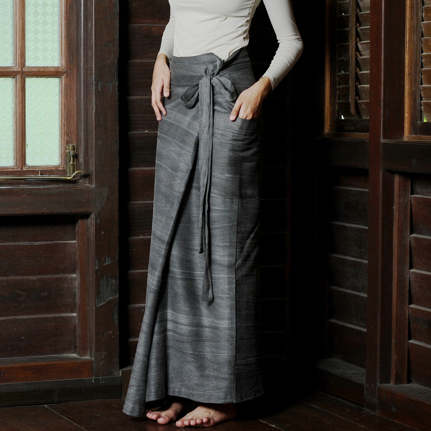 Kesuma Pareo in Grey