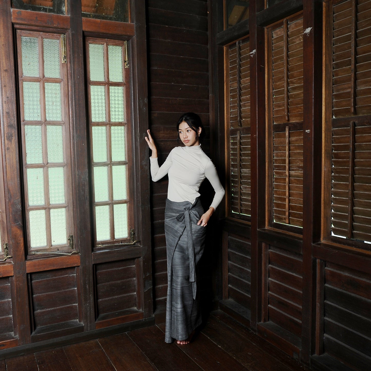 Kesuma Pareo in Grey