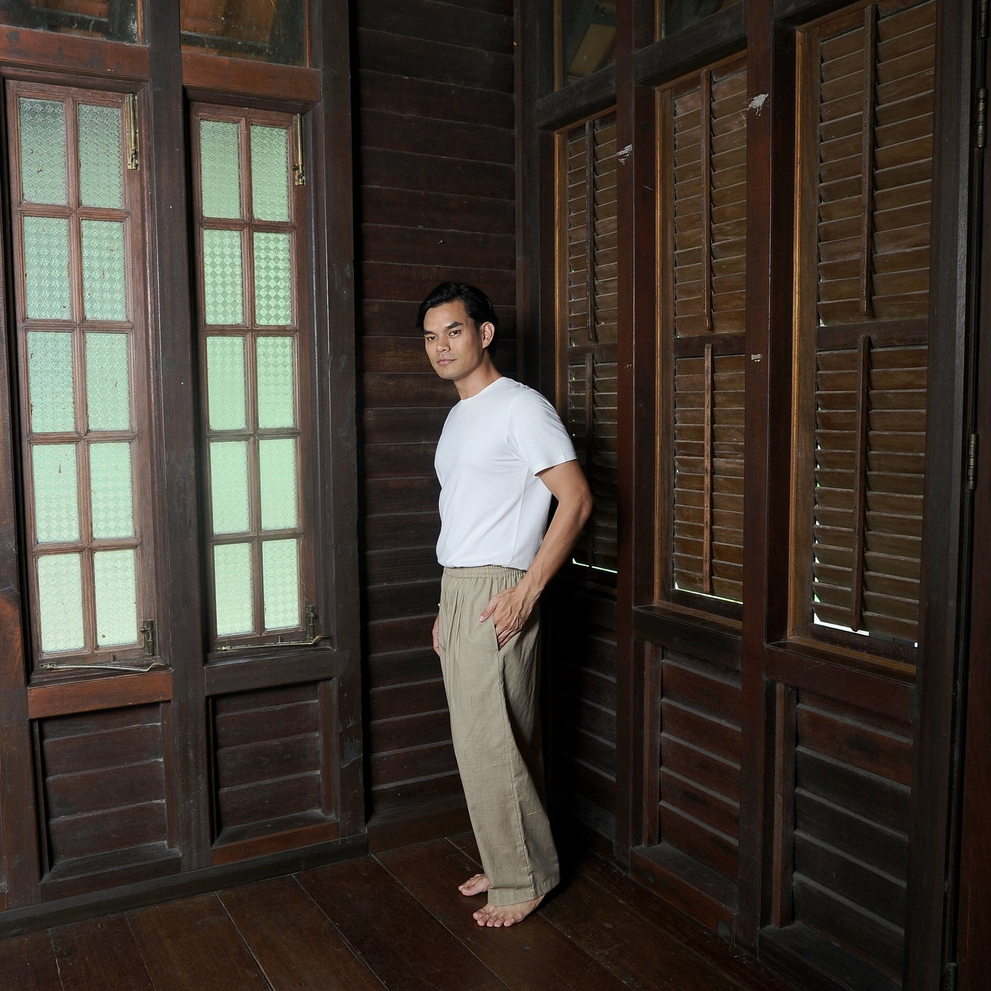 Chataka Wide Straight Pants in Taupe