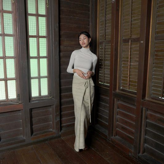 Kesuma Pareo in Ivory