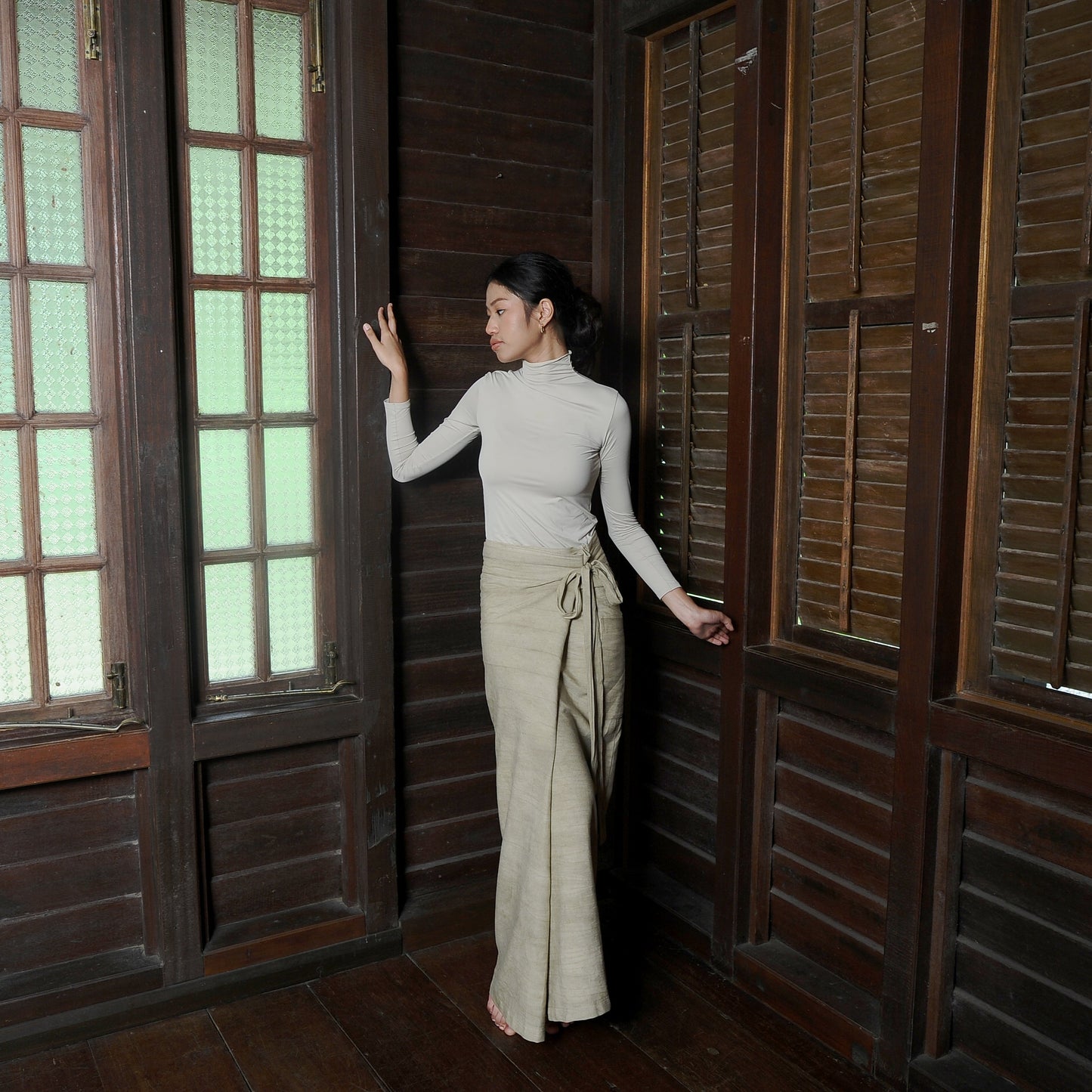 Kesuma Pareo in Ivory