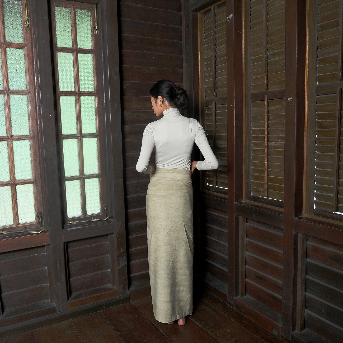 Kesuma Pareo in Ivory