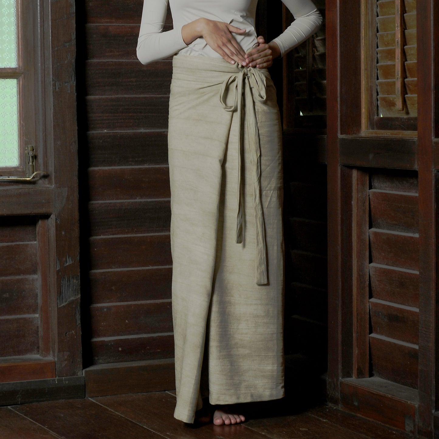 Kesuma Pareo in Ivory