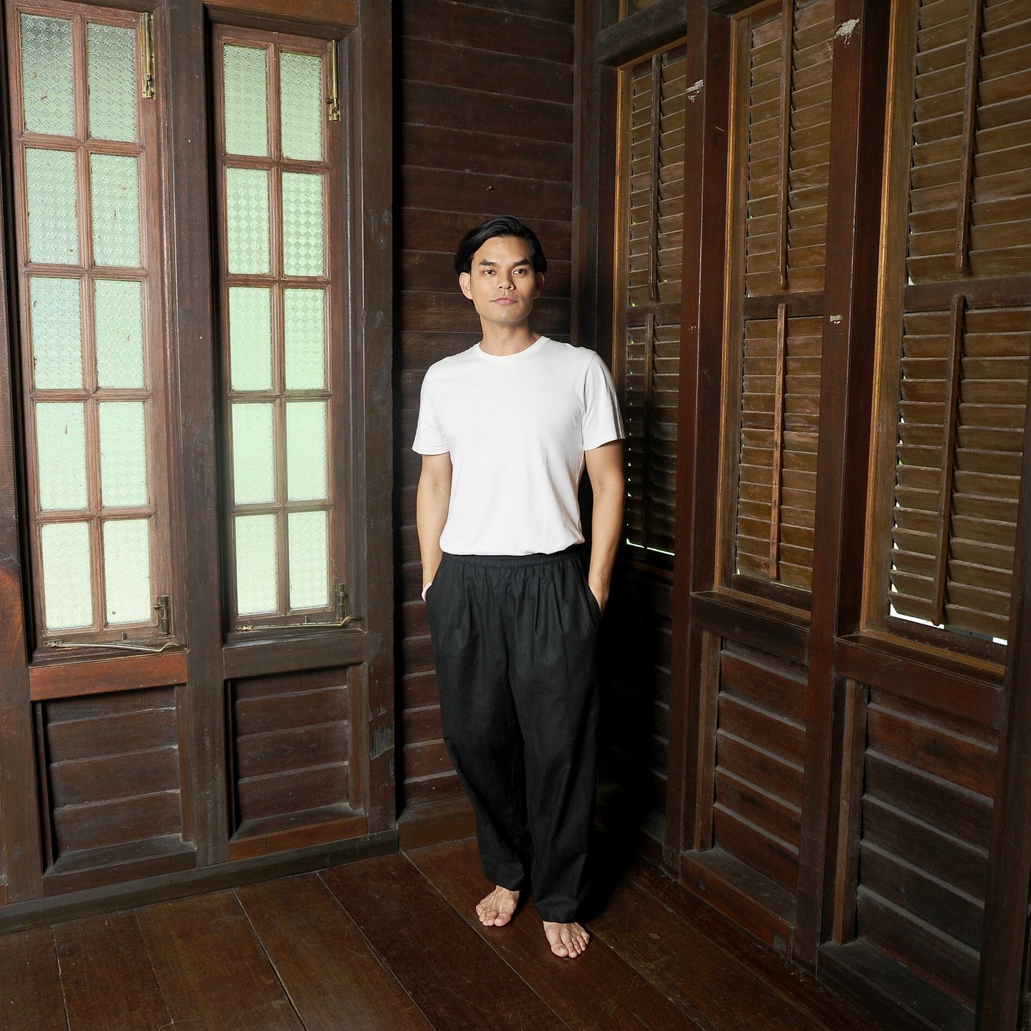 Chataka Wide Straight Pants in Black