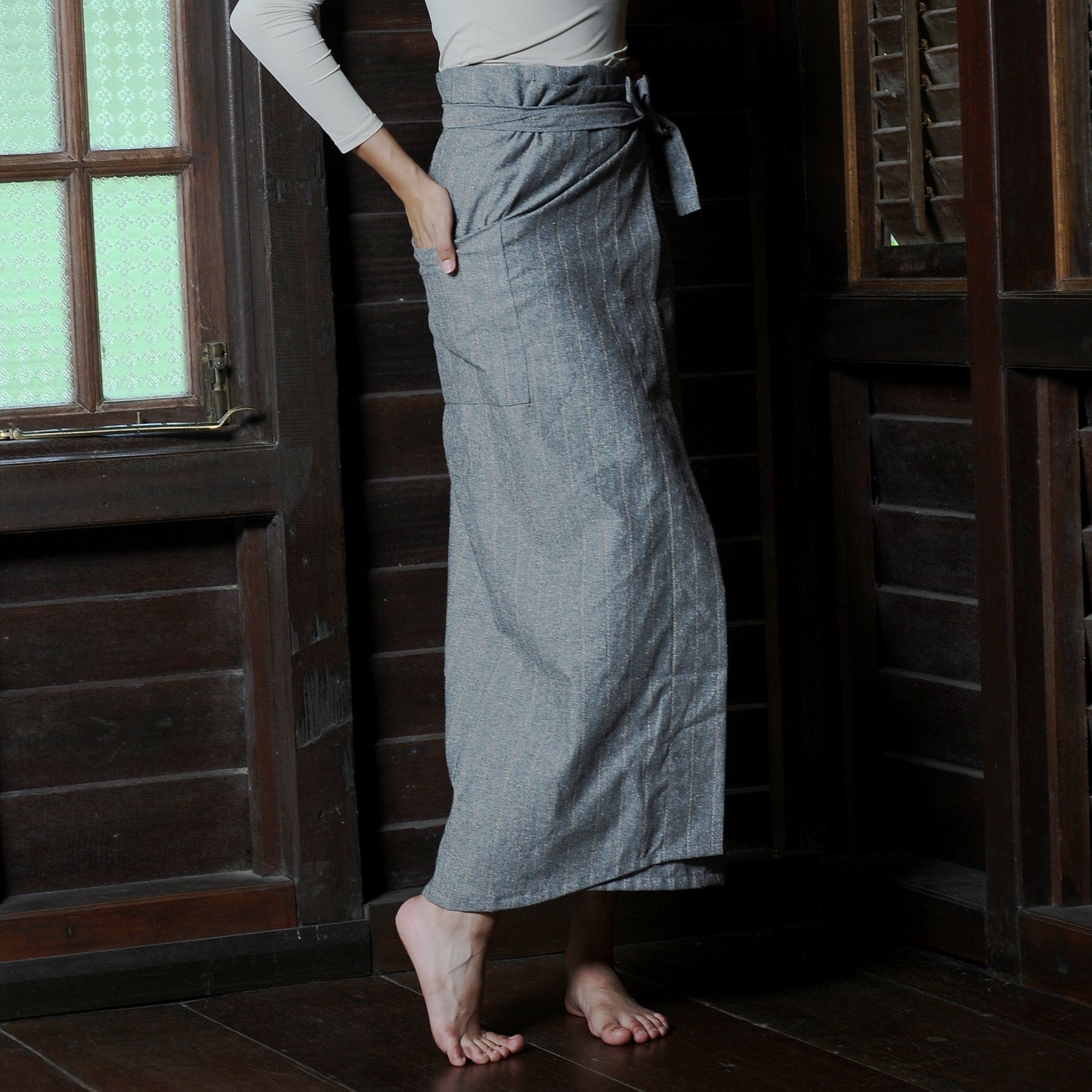 Cendayam Pareo in Striped Grey