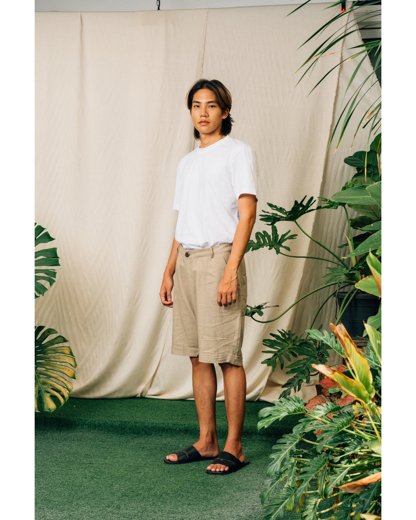 Oka Shorts in Brown
