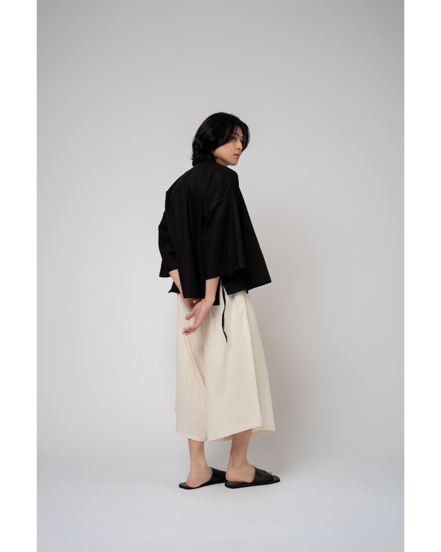 Amaya Kimono Outertop in Black