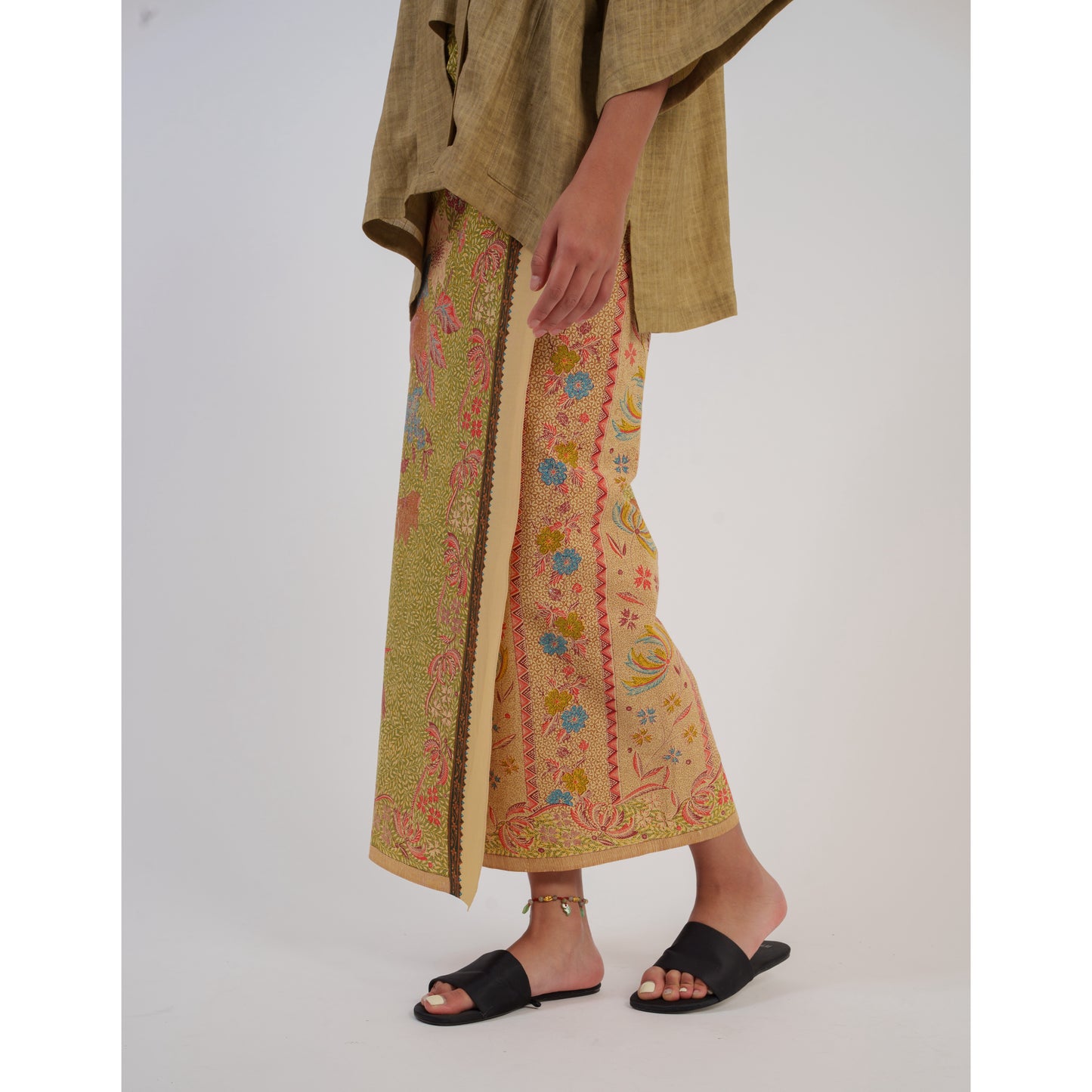 Mekar Kimono X Pithecanthropus Bali Set in Olive