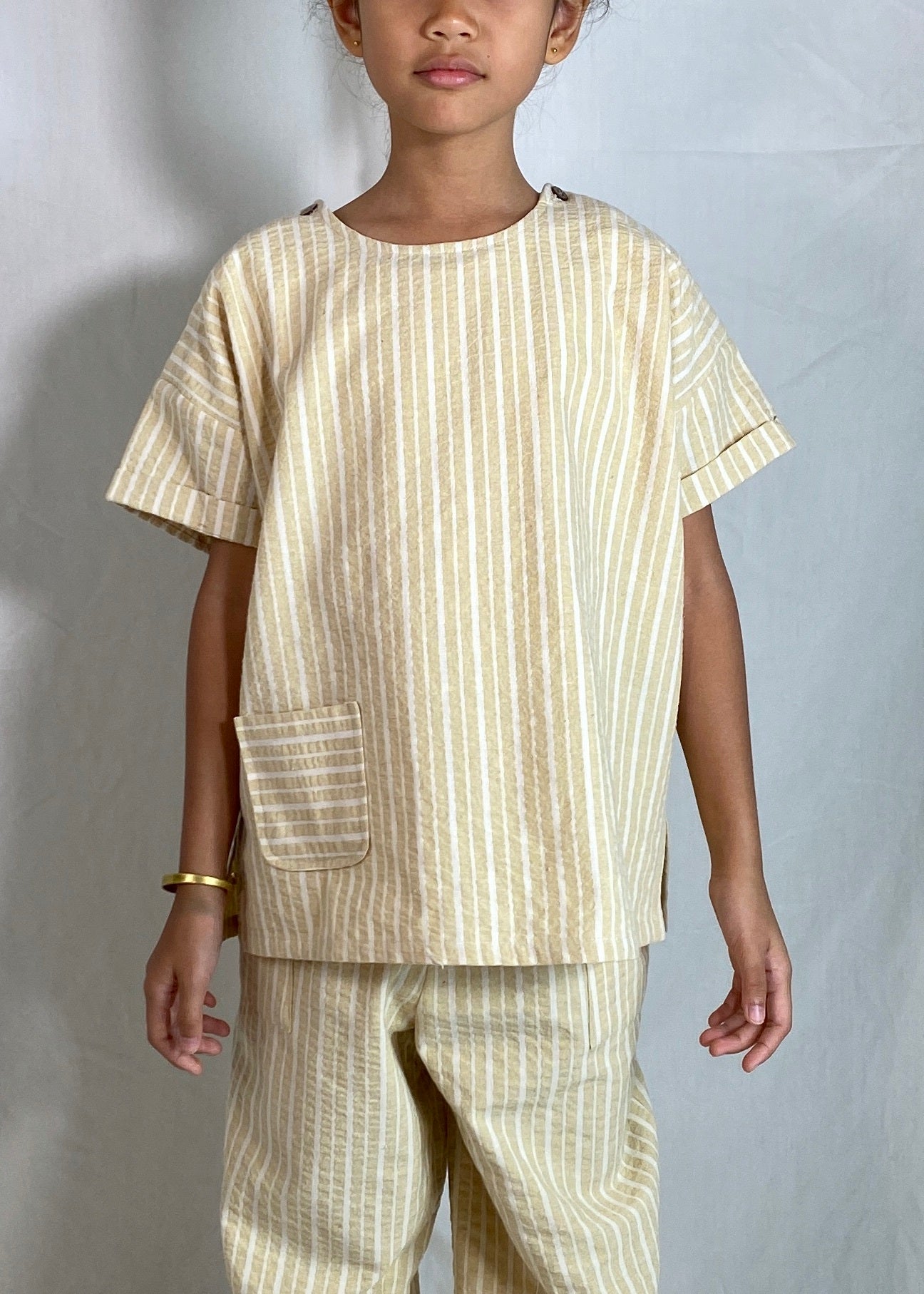 Riang Top In Striped Yellow
