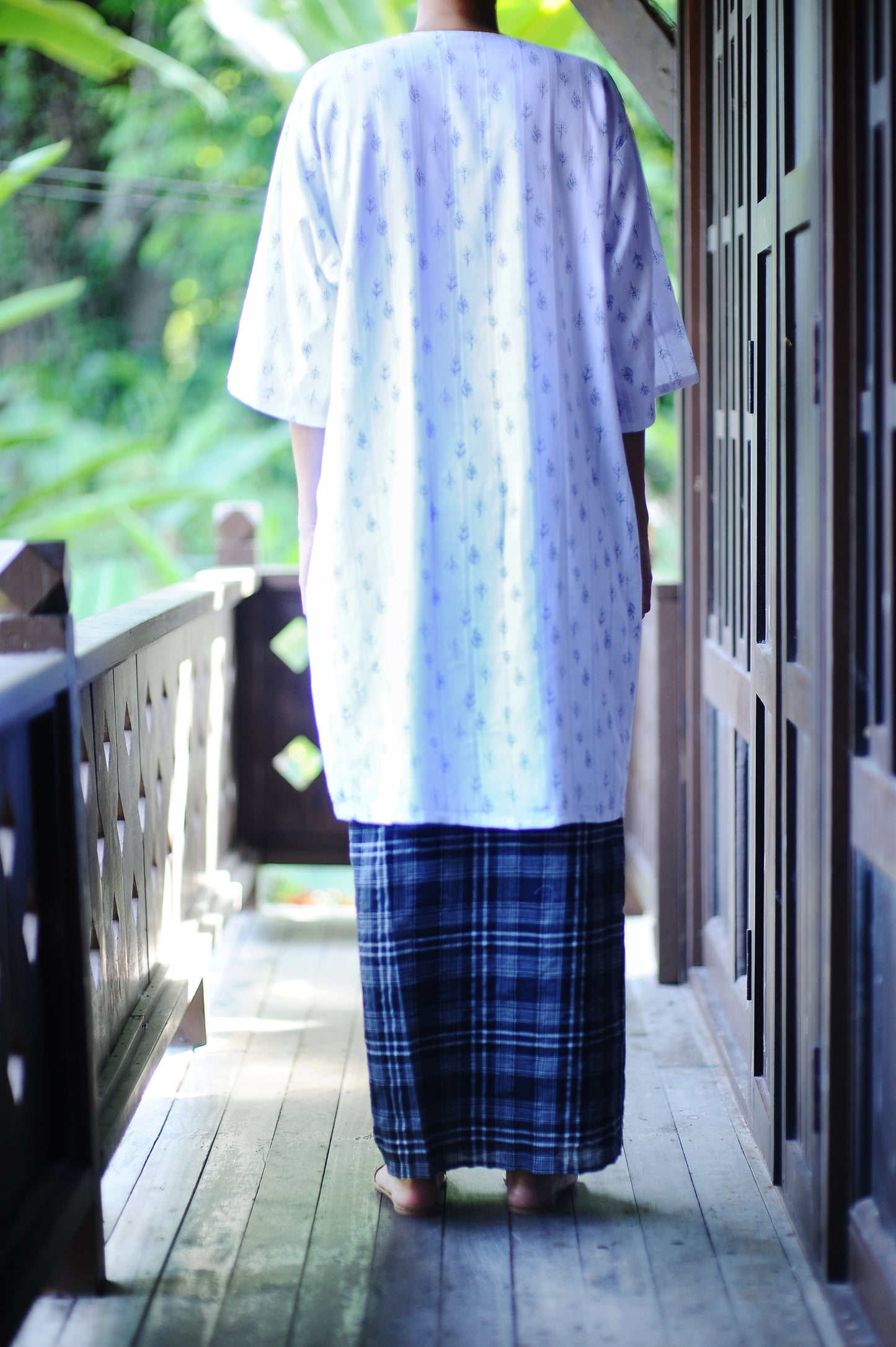 Kurung Aina