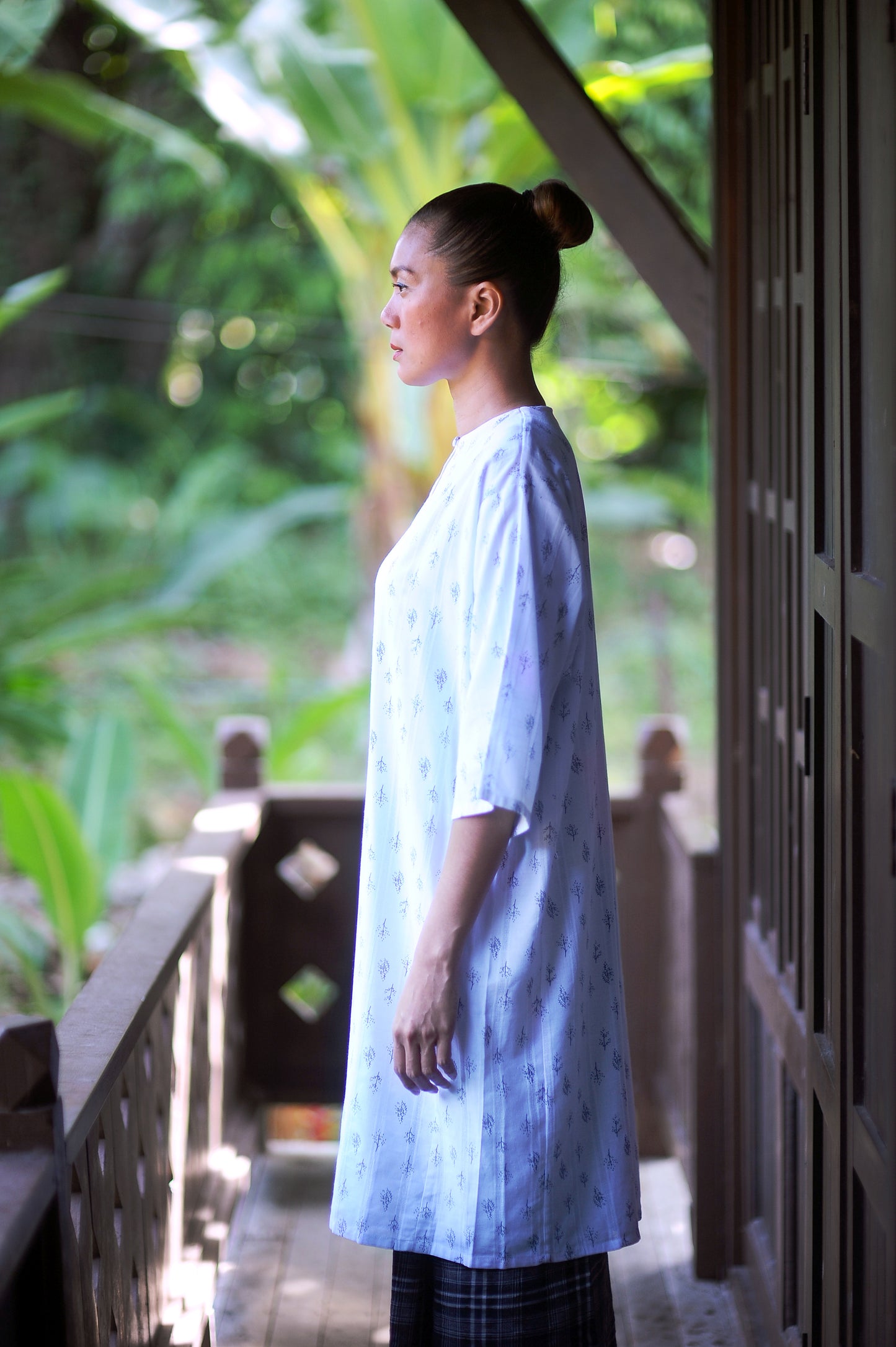Kurung Aina