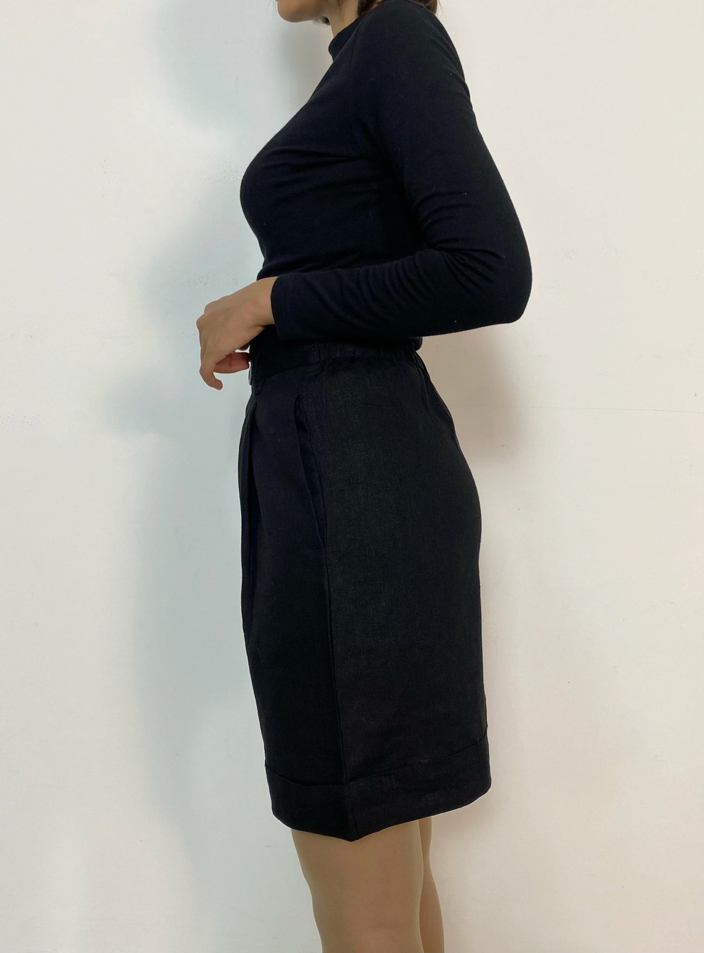 Kiri Shorts In Black