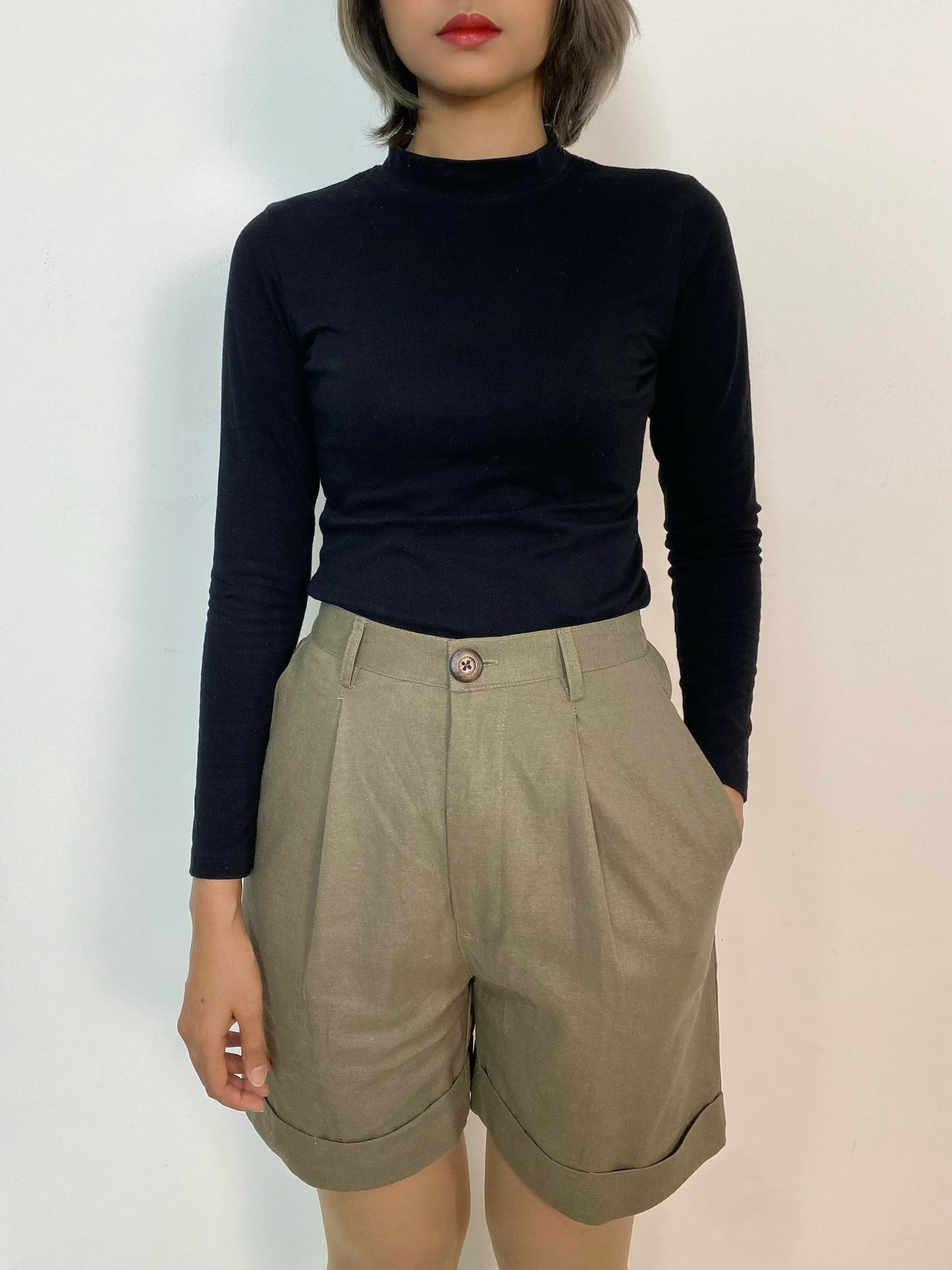 Kiri Shorts In Olive