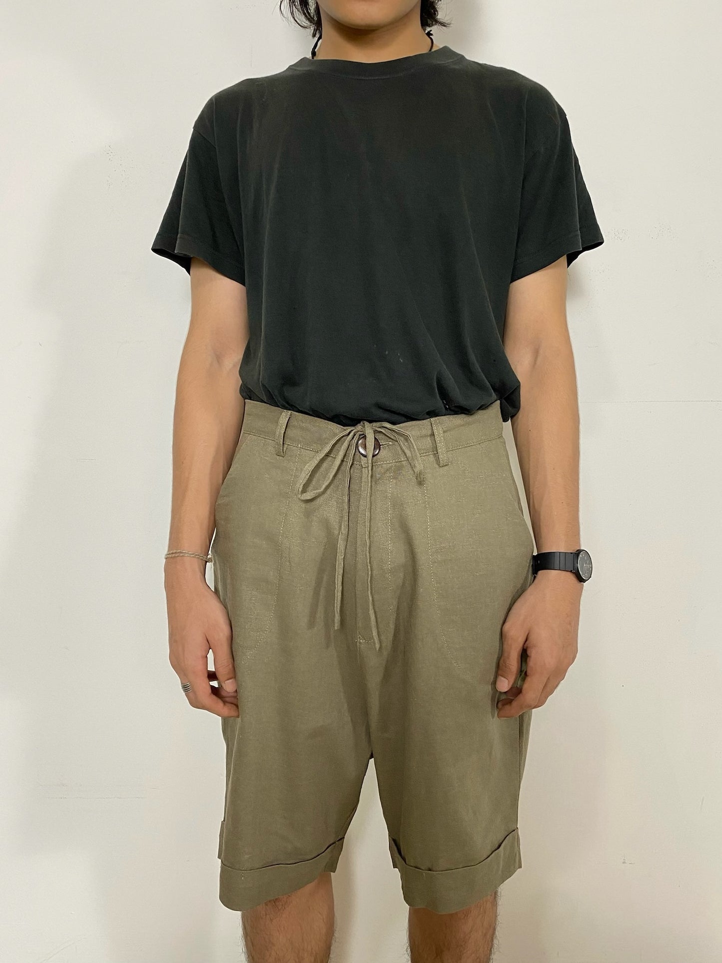 Oka Shorts In Olive