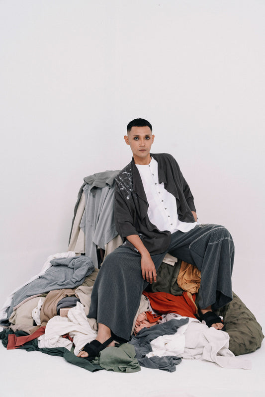 Outwear, Suishitsu Osen - Water Pollution