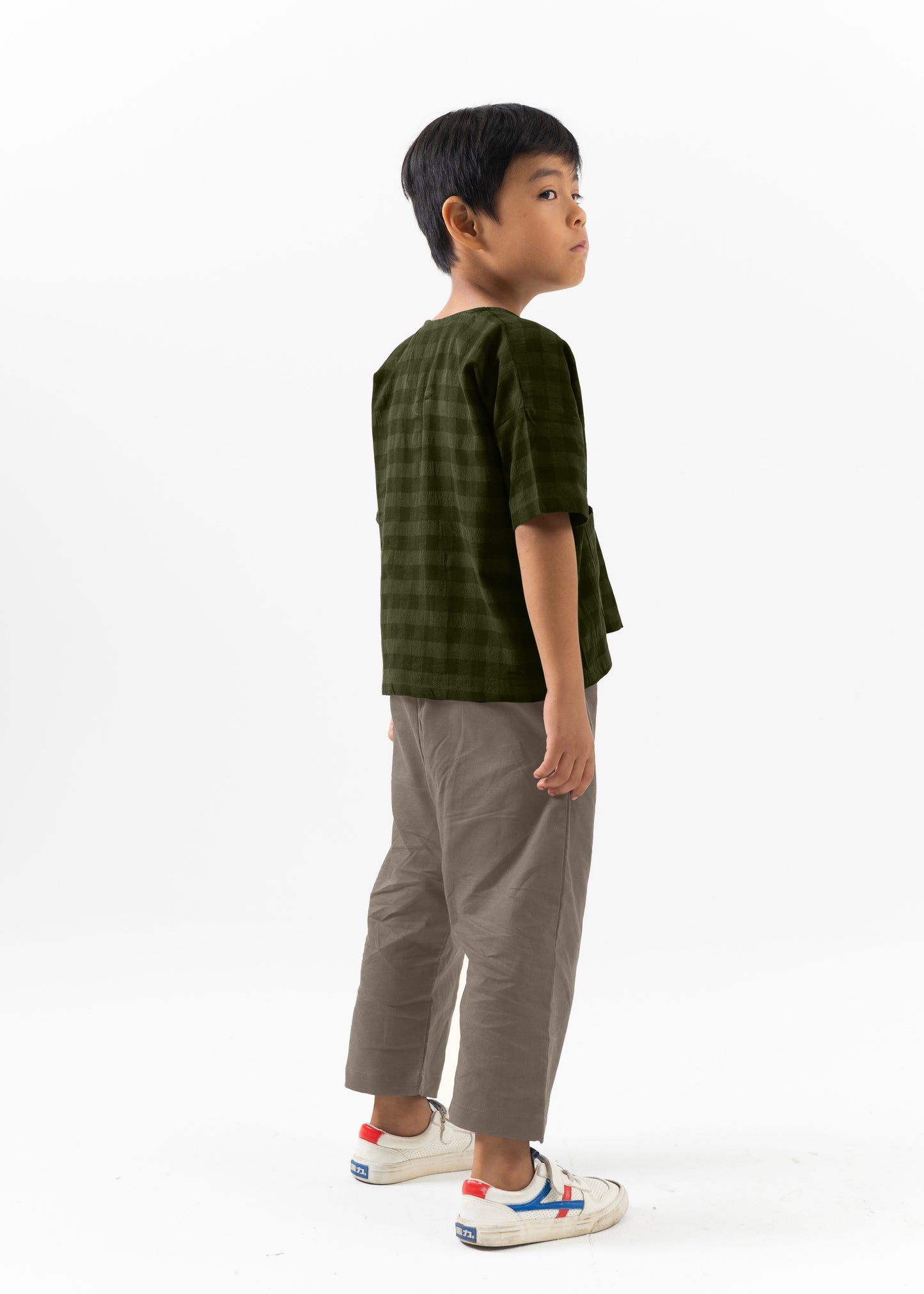 Amad In Olive