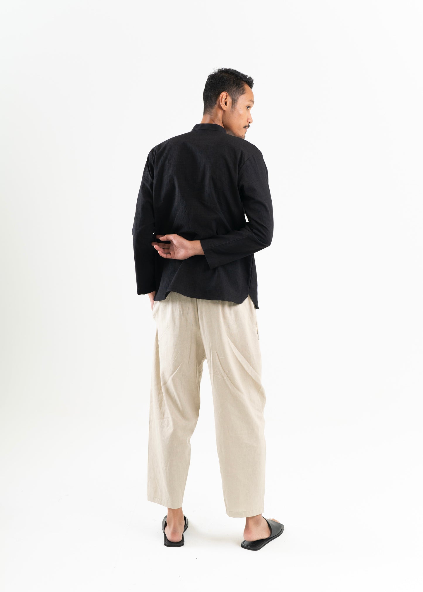 Aris Top In Black