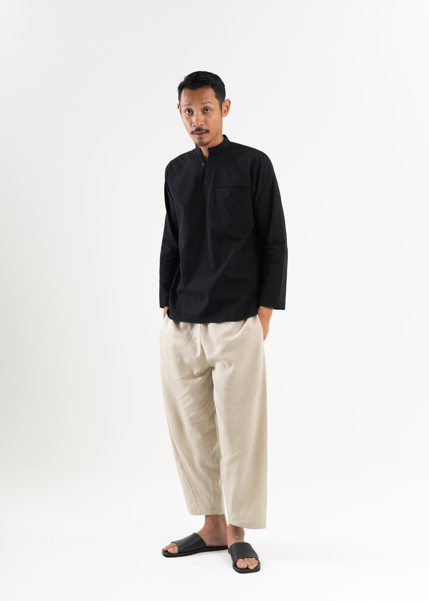 Aris Top In Black