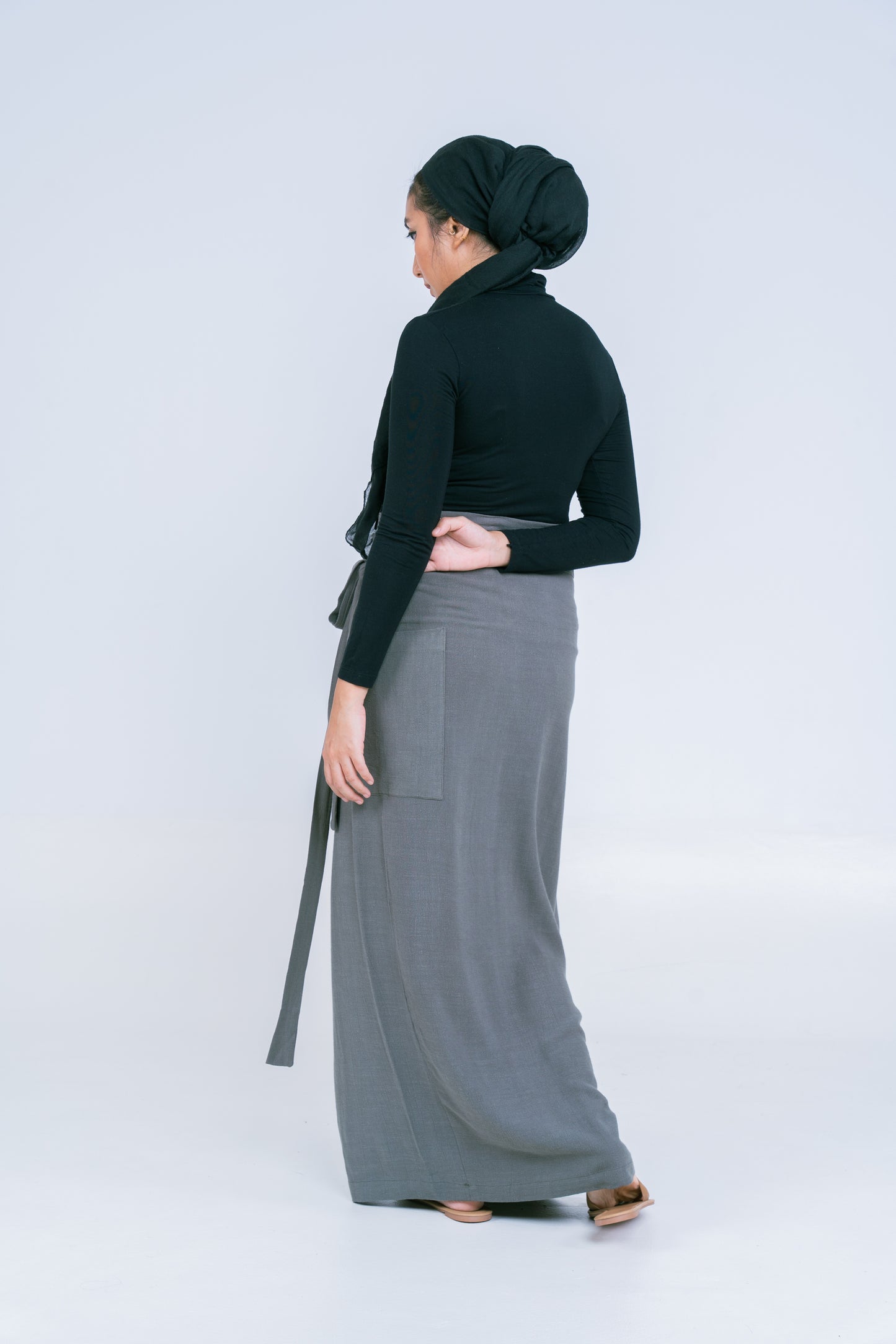 Besan Pareo In Olive