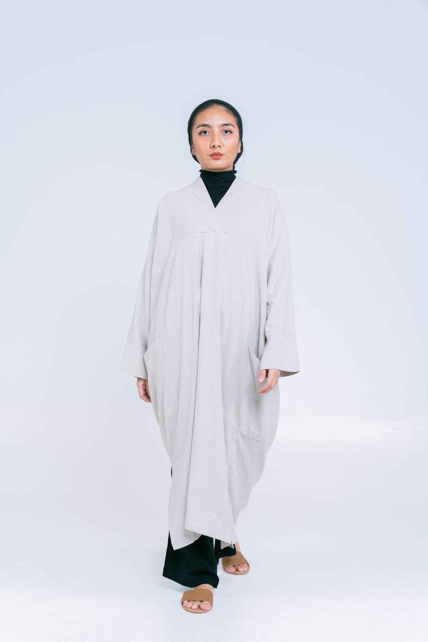 Nenek Dress In Grey