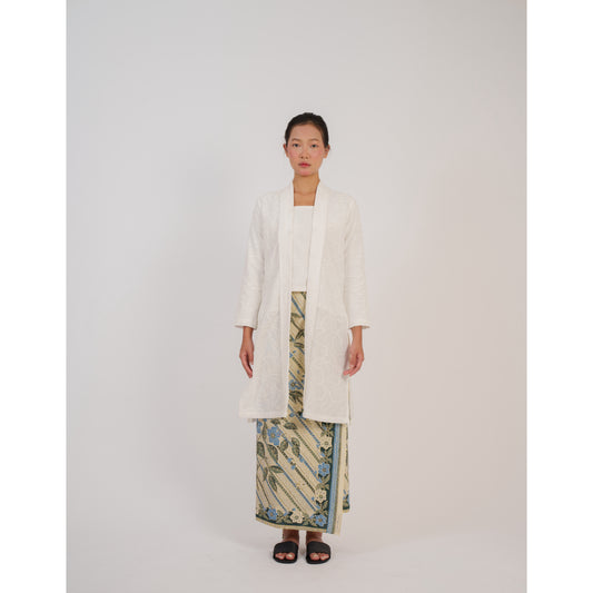 Mayang Kebaya X Pithecontropus Bali Set in White