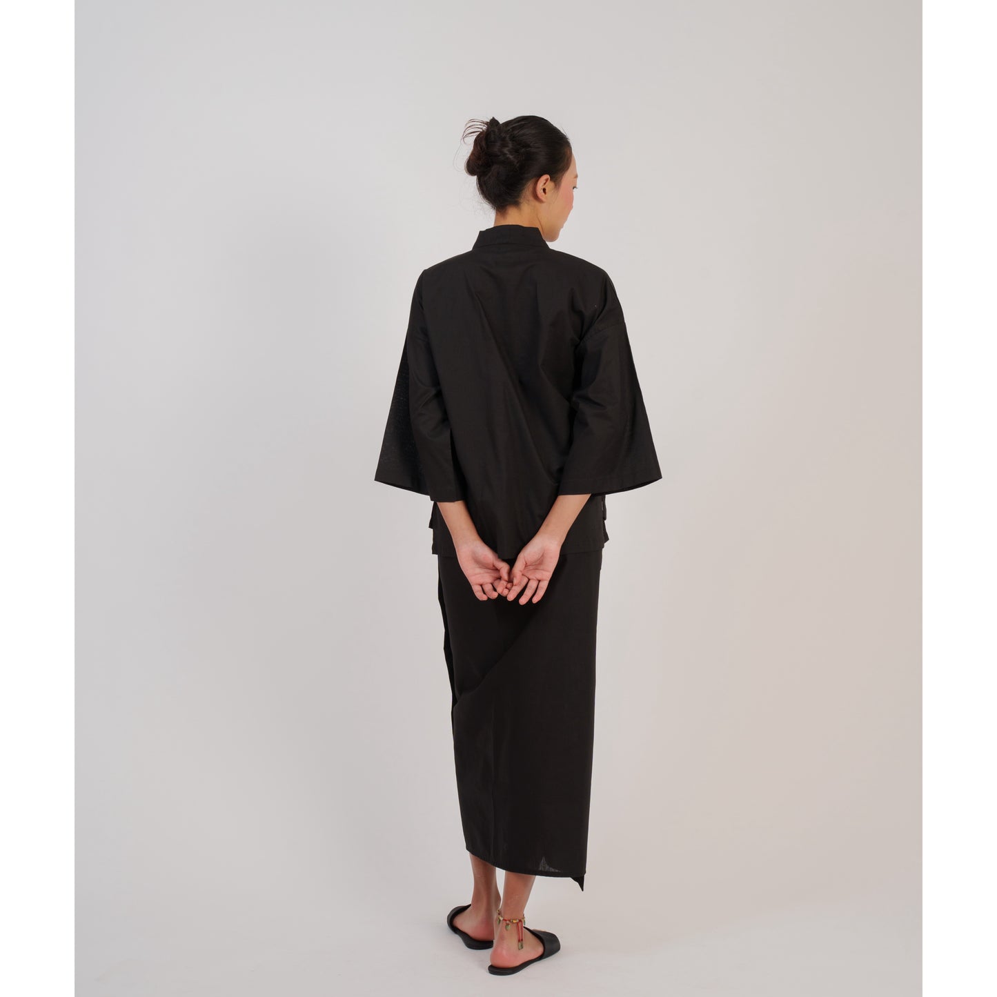 Kumo Kimono Set In Black