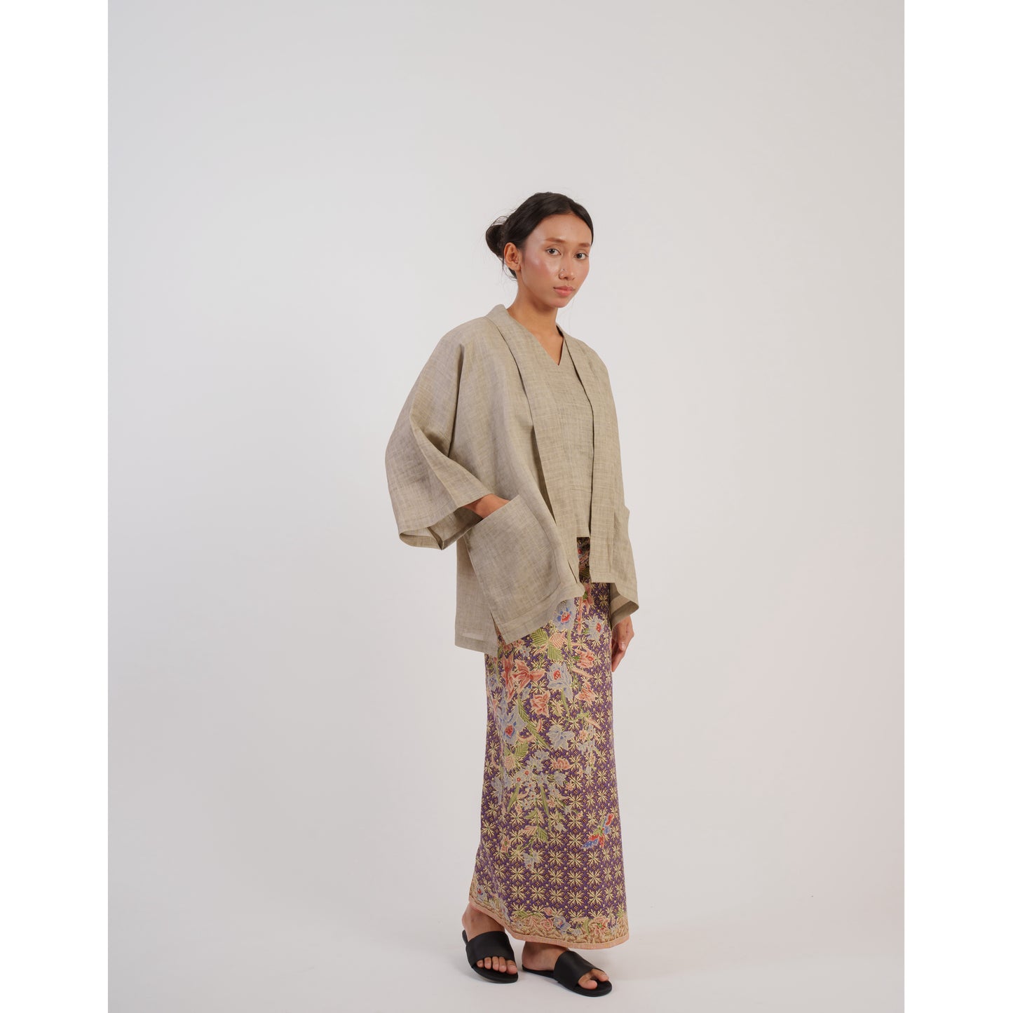 Mekar Kimono X Pithecanthropus Bali Set in Grey