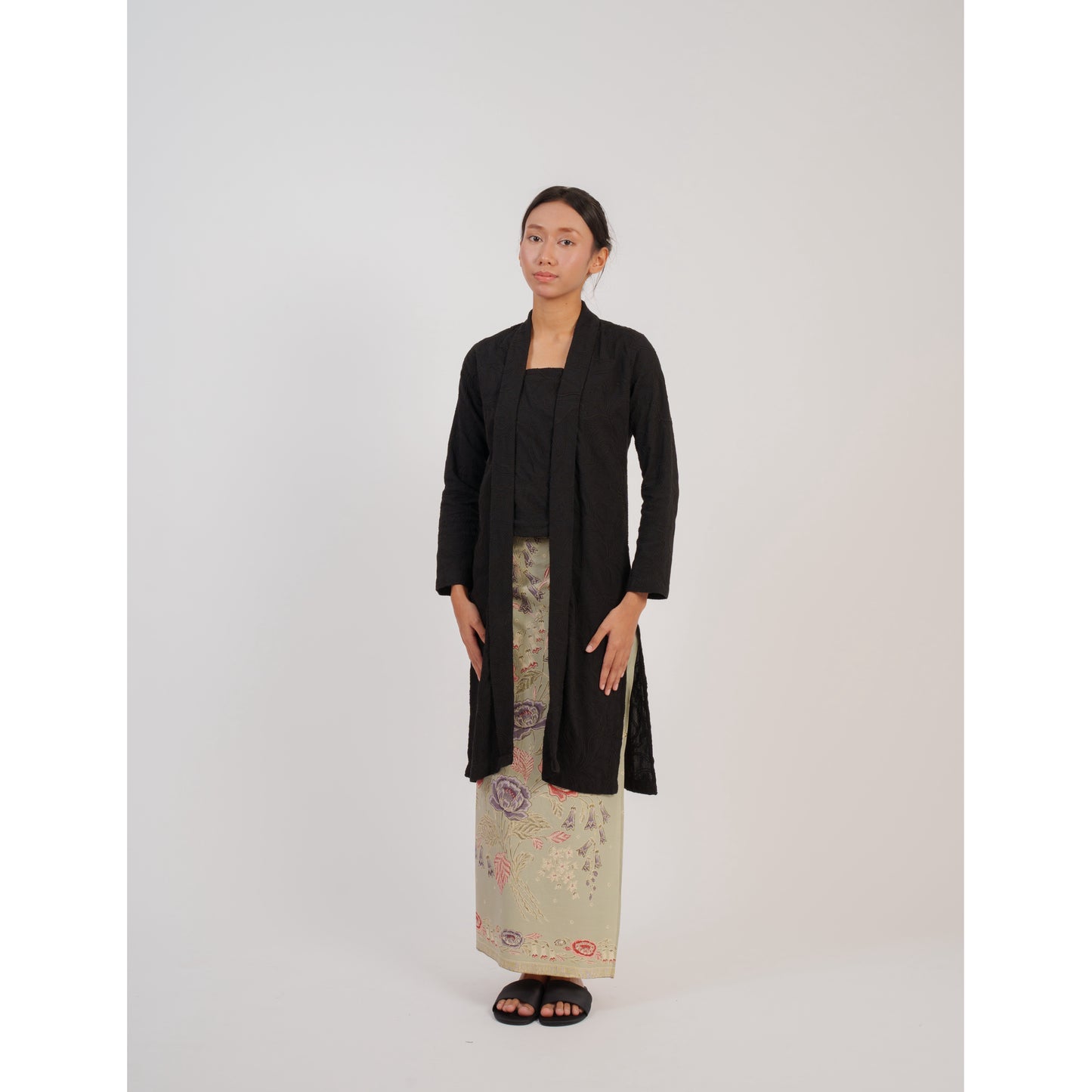 Mayang Kebaya X Pithecanthropus Bali Set in Black