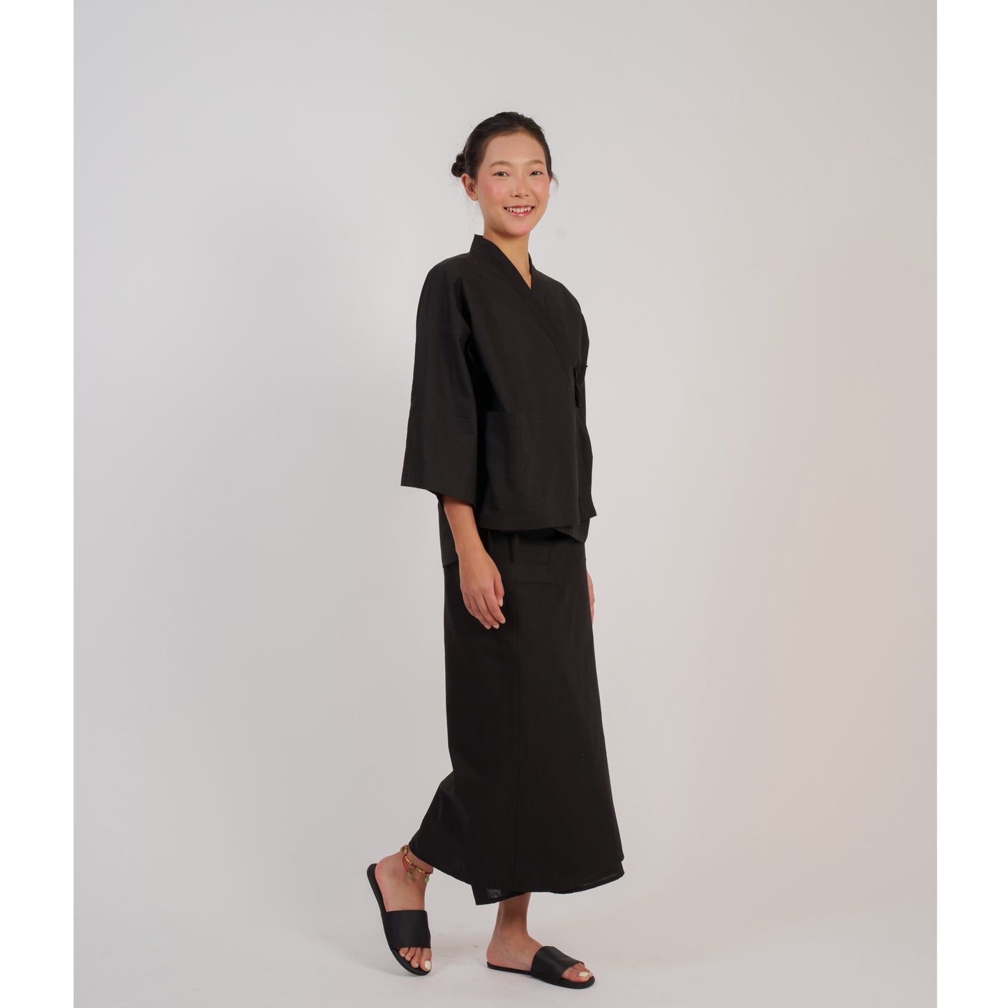 Kumo Kimono Set In Black
