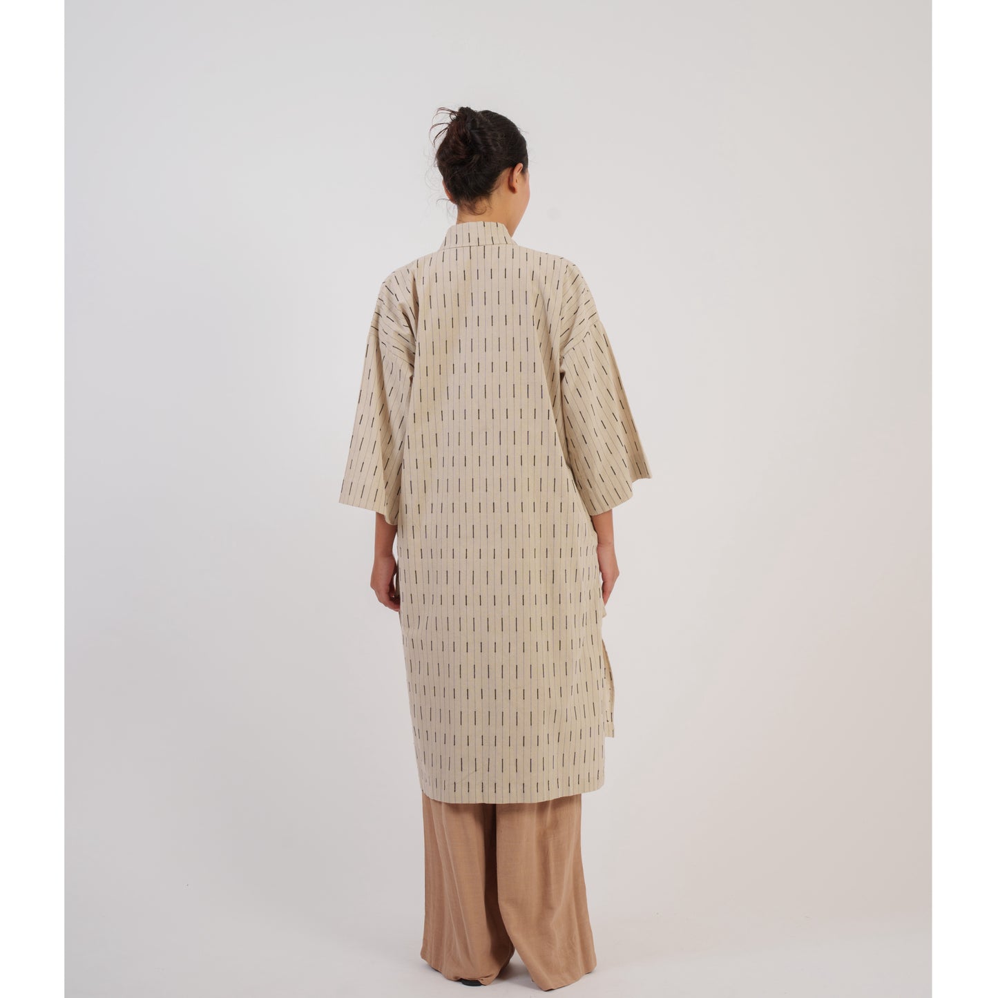 Renjana Kebarung Top in Ivory