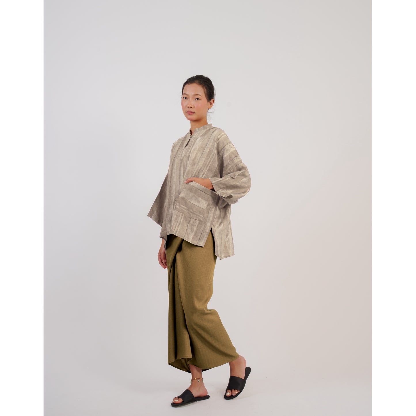 Tsuki Boxy Kurung Kedah in Ash