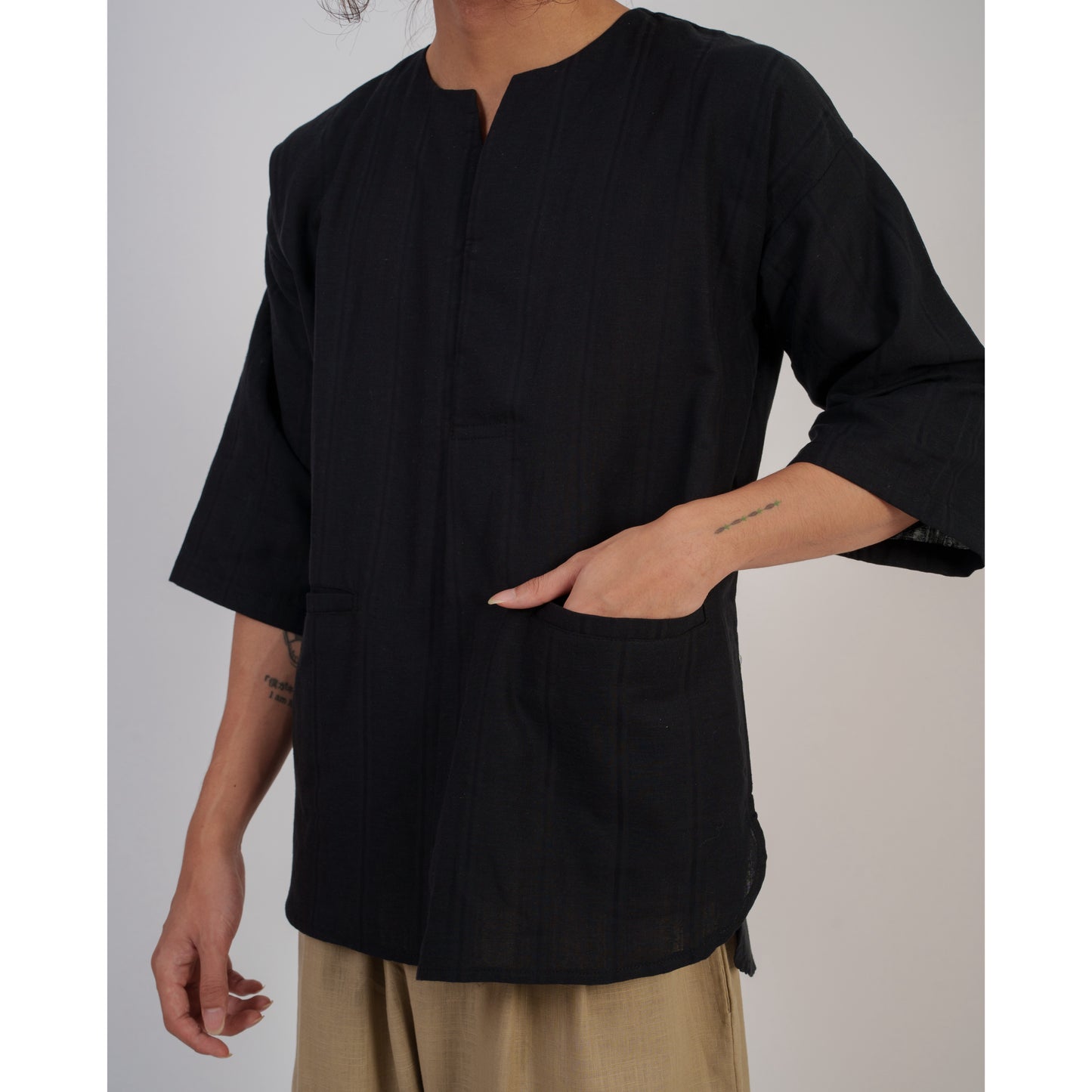 Kanbi top In Black