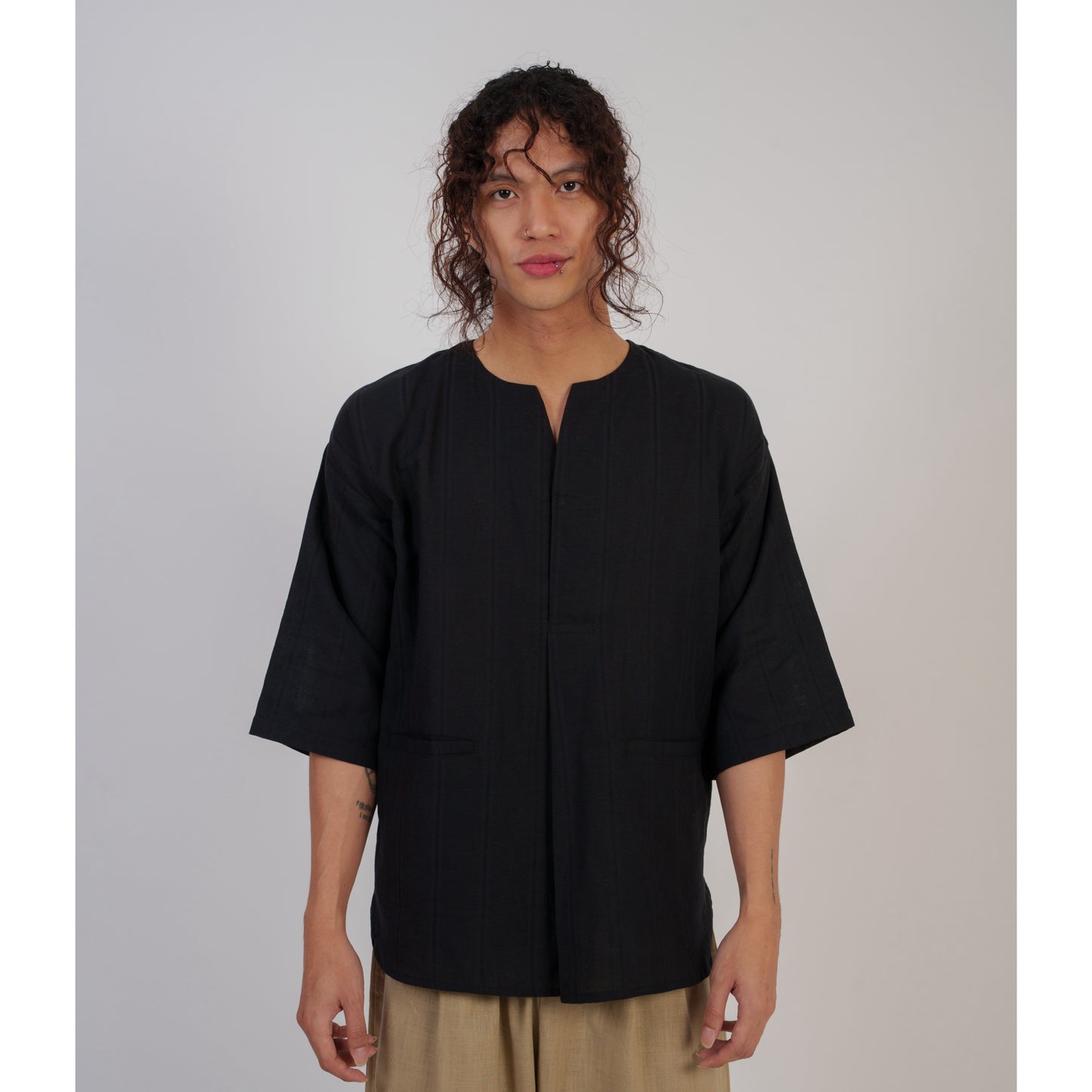 Kanbi top In Black