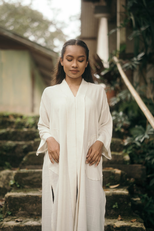 TOTOMI X MATAKH Kebarung Top - Akar