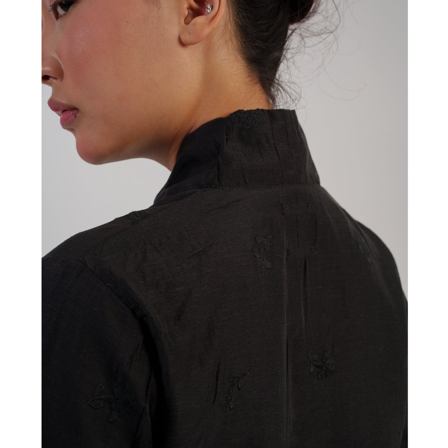 Yuki Kebaya Pendek Set in Black