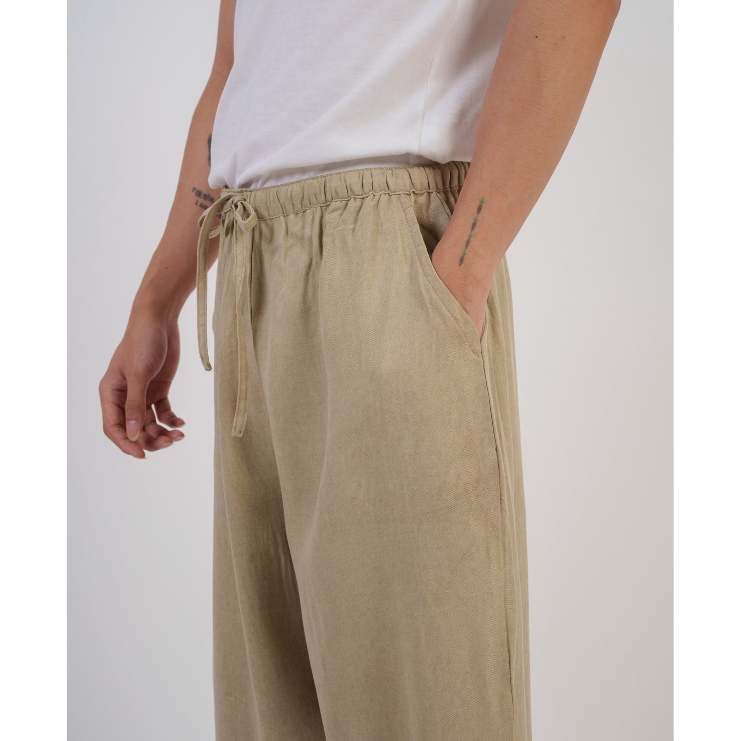 Nagi Pants in Taupe