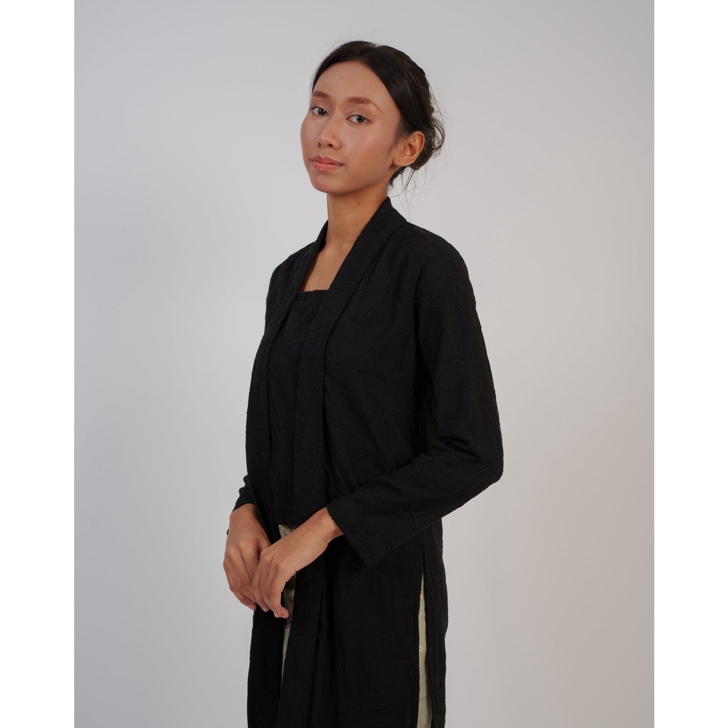 Mayang Kebaya X Pithecanthropus Bali Set in Black