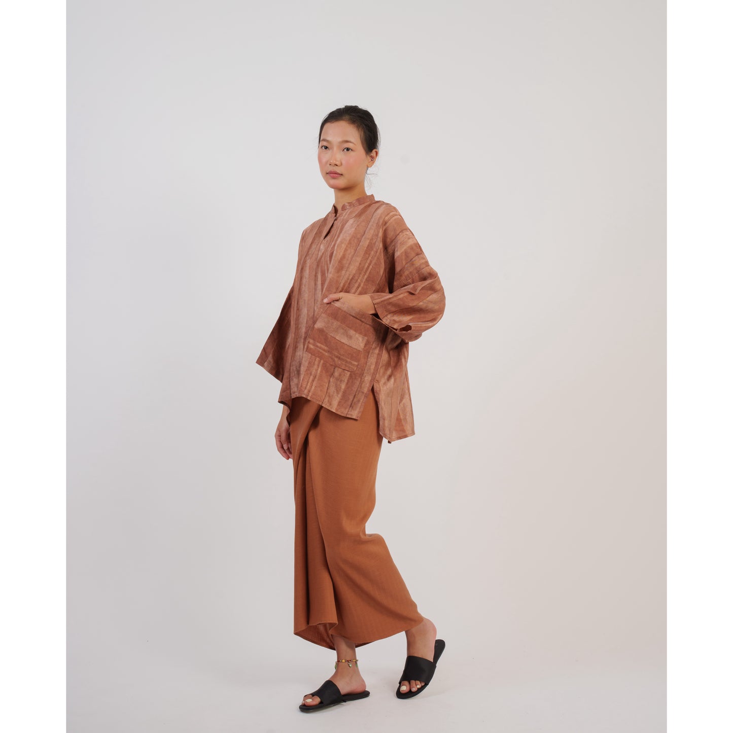 Tsuki Boxy Kurung Kedah in Bronze