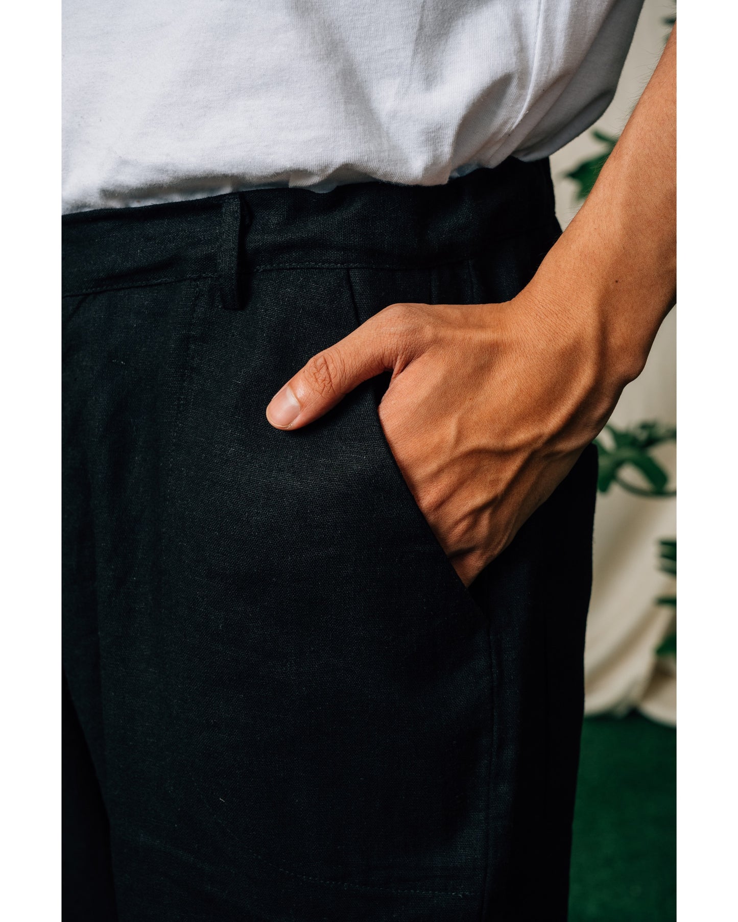 Oka Shorts in Black