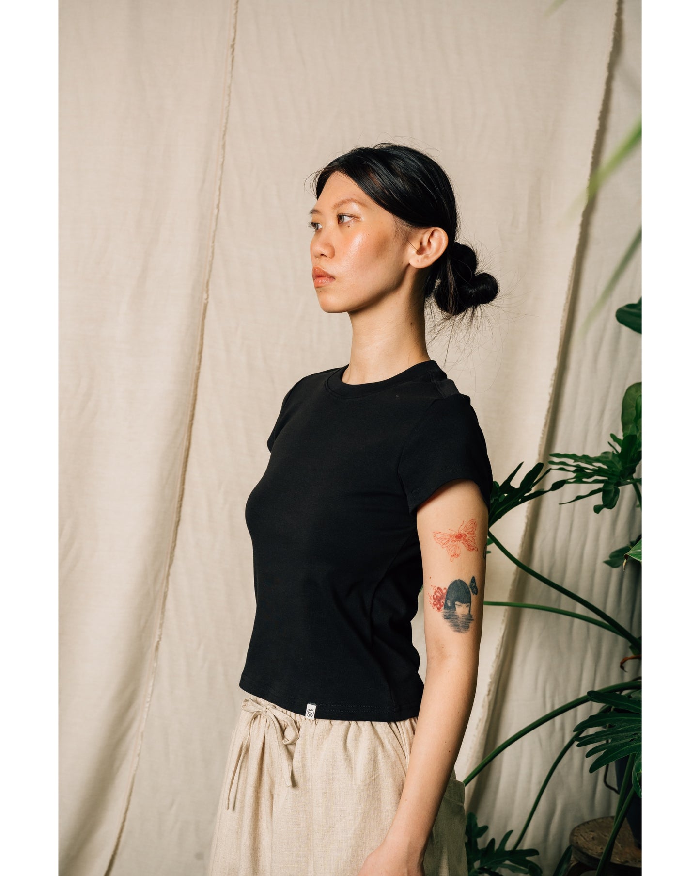 Ash Basic Women's Top in Black